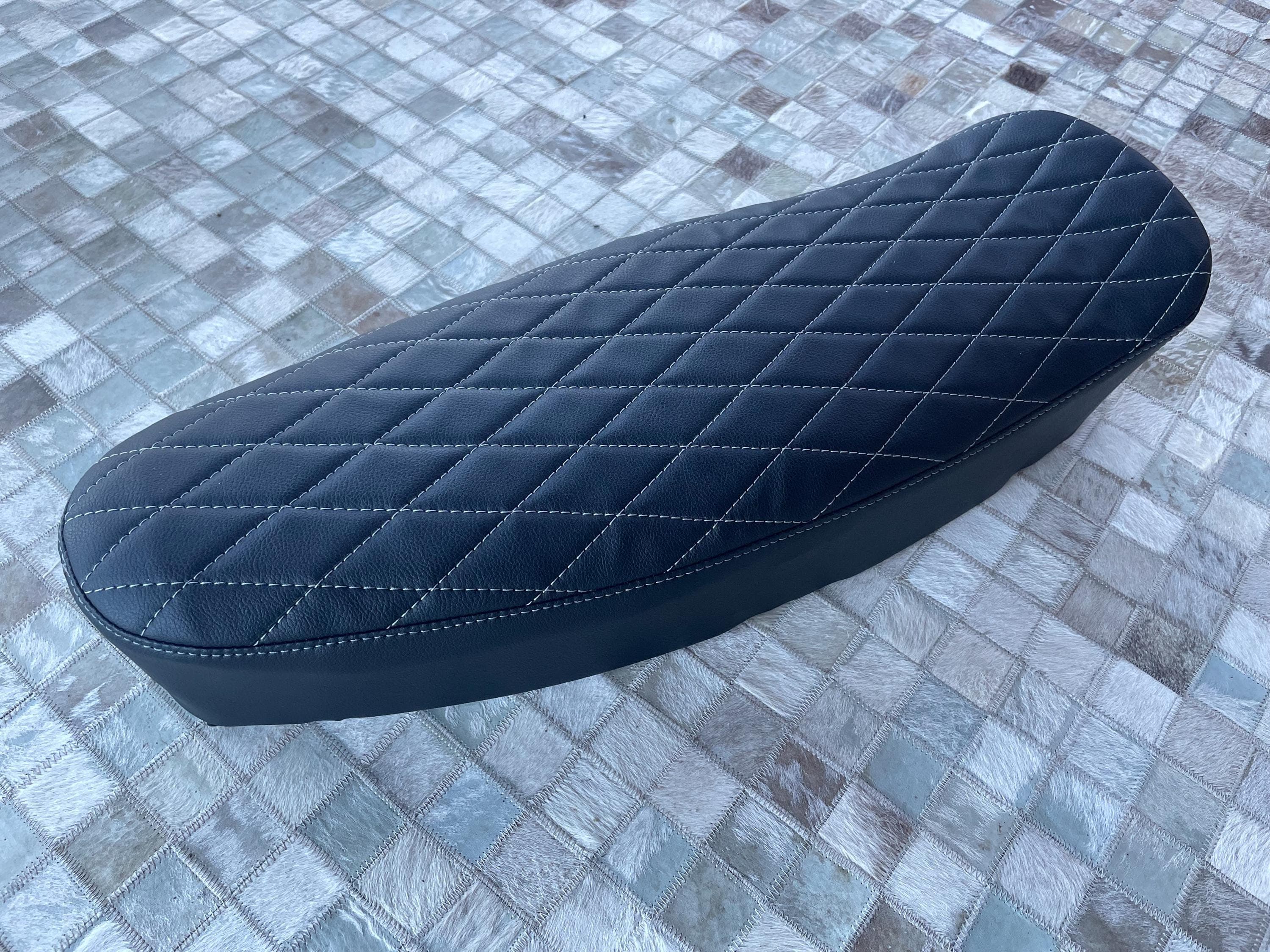 Vespa seat PV smallframe V50 (Black) II