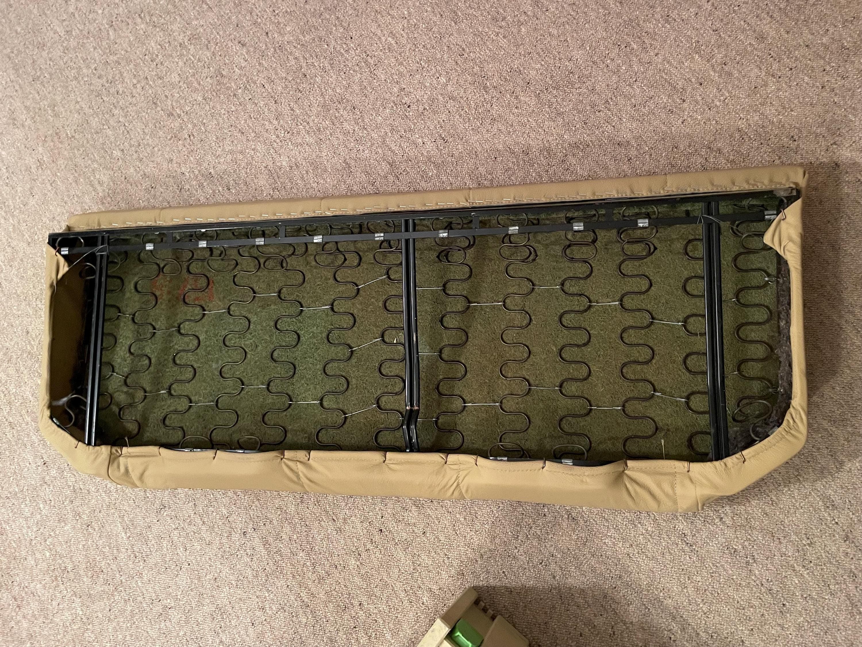 VW Beetle 3003 Cabriolet rear seat