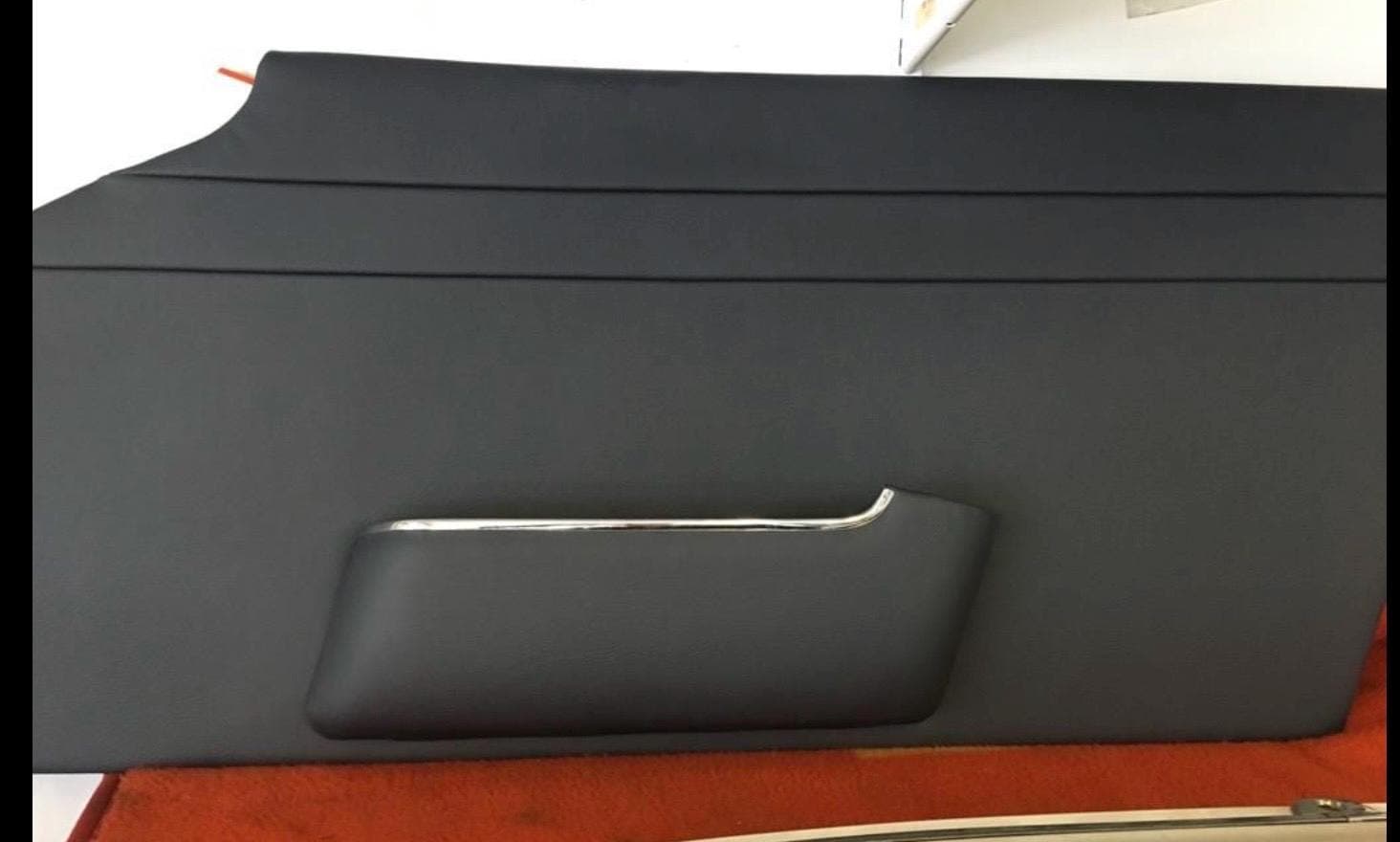 Mercedes 280 SL Pagoda door panels/armrests. Original Mercedes Benz leather dark blue